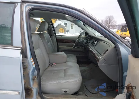 2004 Mercury Grand Marquis Ls z USA, uszkodzony, nr VIN 2MEHM75WX4X626772